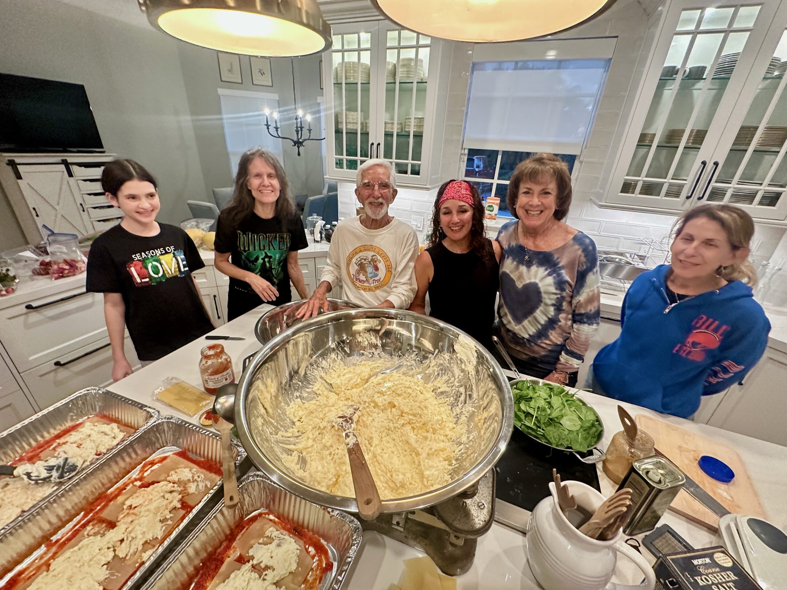 Neshamah Cooking Crew: Feeding Our Neighbors with Love | The Neshamah Institute
