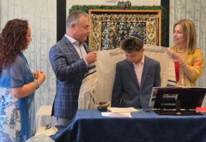 Ian with family at his Bar Mitzvah celebration, The Neshamah Institute niboca.org Boca Raton